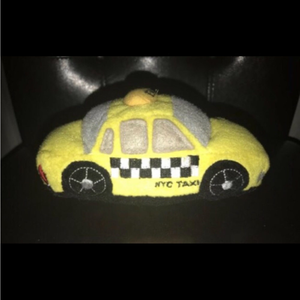 “NYC Dog” 3D Yellow Taxi Cab New York City Puppy Pet Squeaky Plush Play Toy RARE